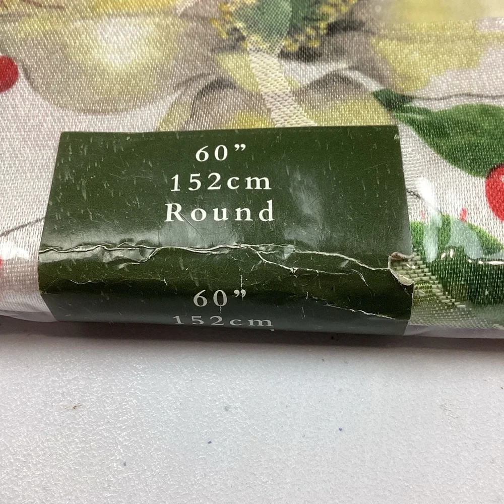 Holiday Expressions Jacquard Tablecloth by Benson Mills Round 60” NWOT
